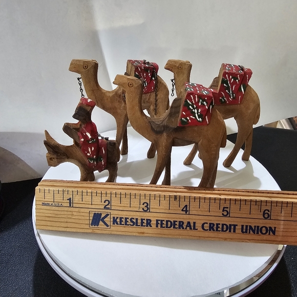 3 Camel Train Hand Carved Wood plus 1 Donkey with Rider 4 Pieces 👀 - Picture 8 of 12